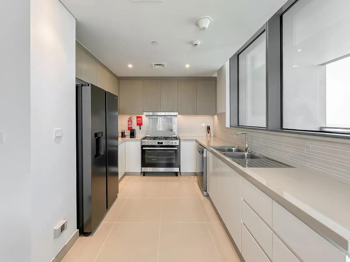 Luton Vacation Homes - Sea And Eye Dubai View & Luxury 3Br , 5242 Tower - , Dubai Marina - 28Ab02